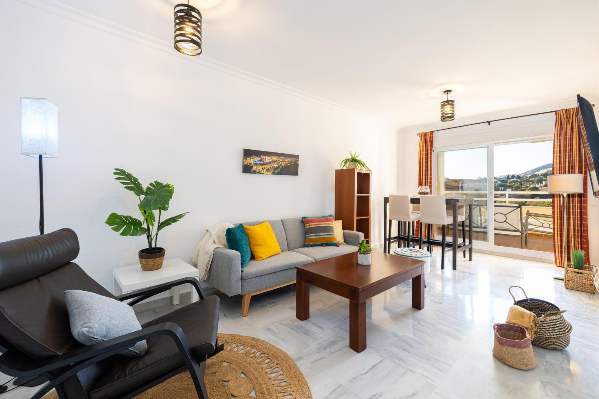 Holidays2Nueva Torrequebrada 2 Bedrooms And 2 Bathrooms, Terrace, Community Pool And Garage Benalmádena Exteriör bild