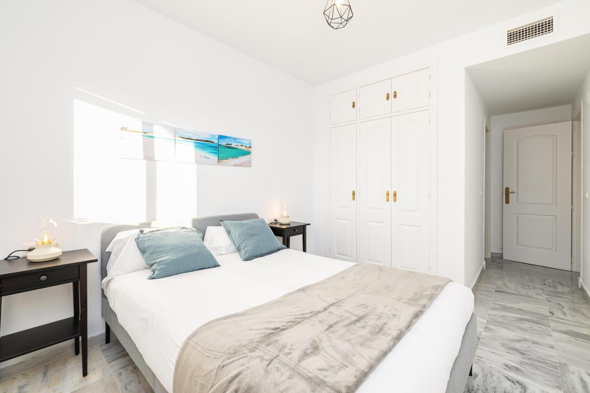 Holidays2Nueva Torrequebrada 2 Bedrooms And 2 Bathrooms, Terrace, Community Pool And Garage Benalmádena Exteriör bild
