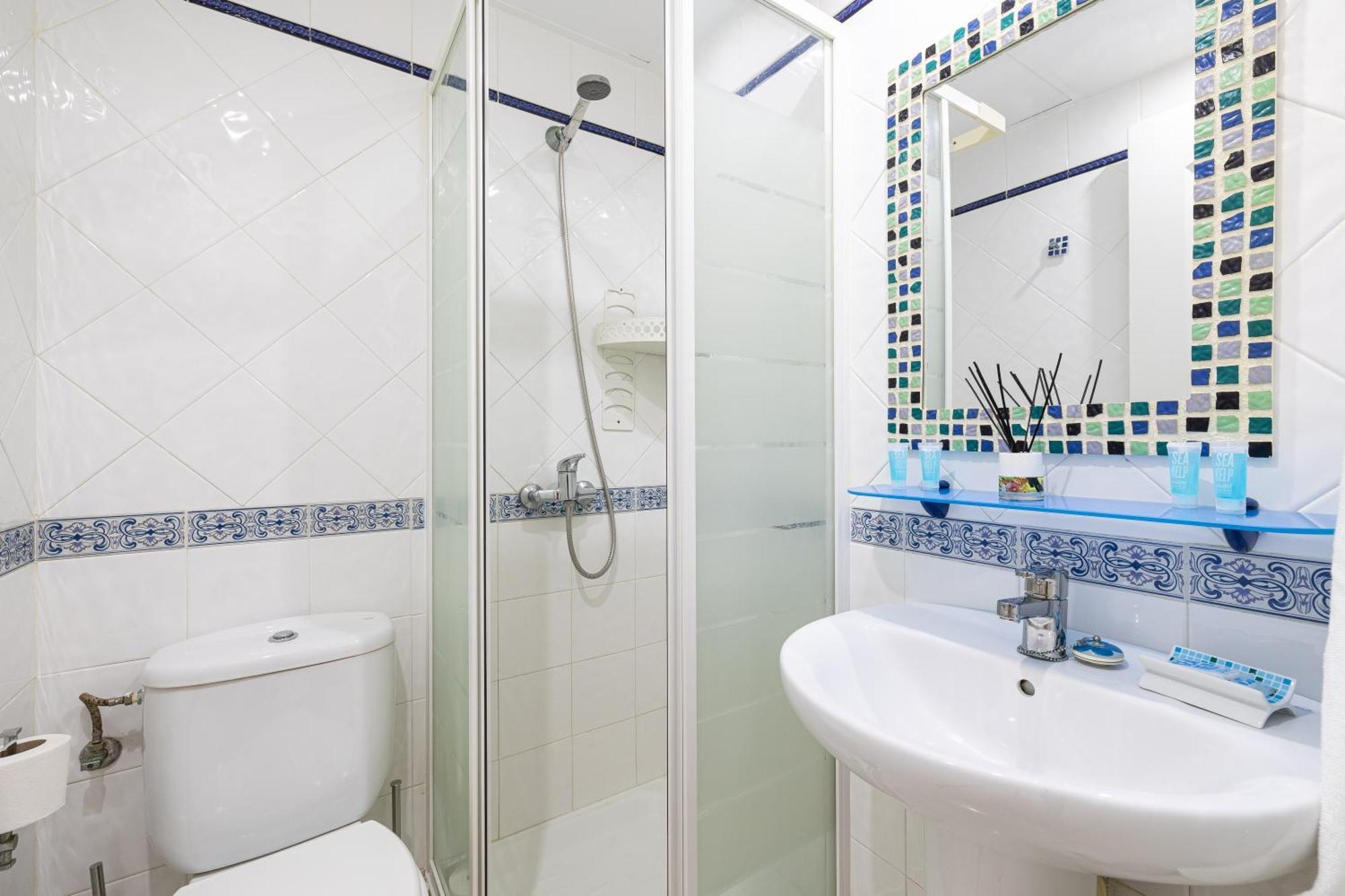 Holidays2Nueva Torrequebrada 2 Bedrooms And 2 Bathrooms, Terrace, Community Pool And Garage Benalmádena Exteriör bild